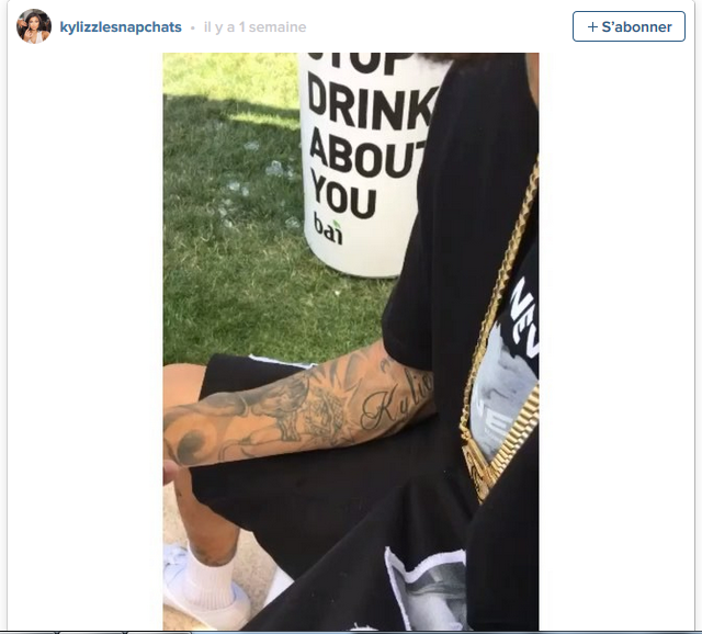 tyga et son nouveau tatouage sur le bras avec le prénom de kylie jenner